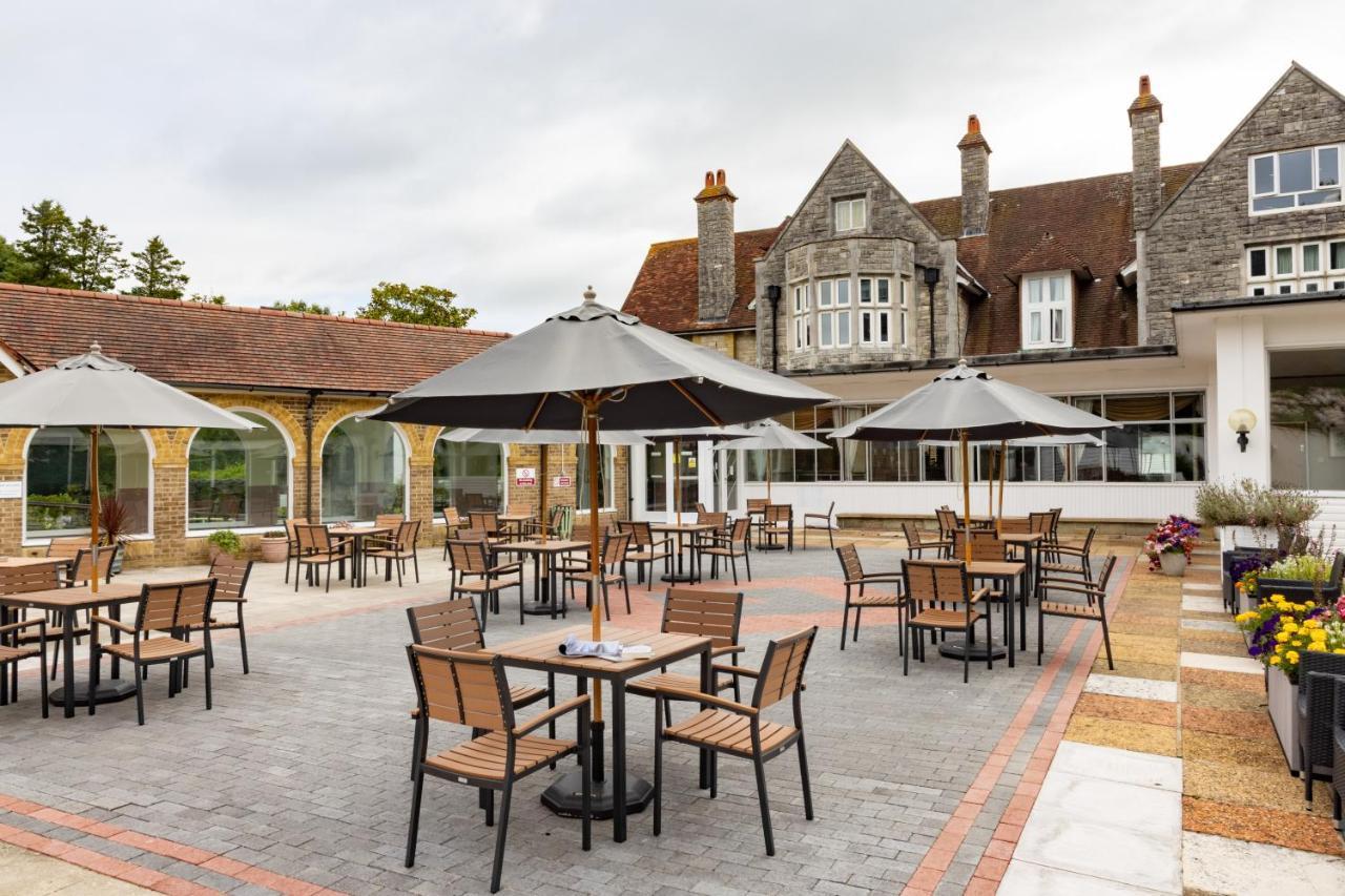 The Broadway Park Hotel Sandown Exteriör bild