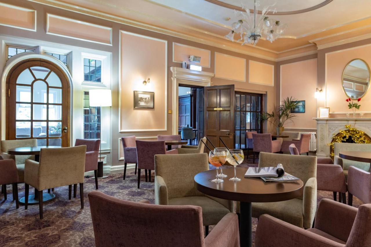 The Broadway Park Hotel Sandown Exteriör bild